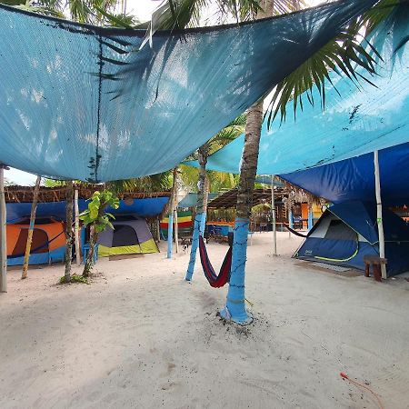 Camping Del Ritmo & Kite Club Hotel El Cuyo Exterior photo